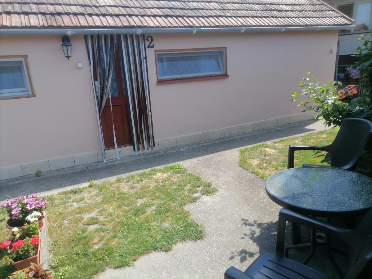 Ubytovanie Harmony House Hotel Veľký Meder Екстериор снимка